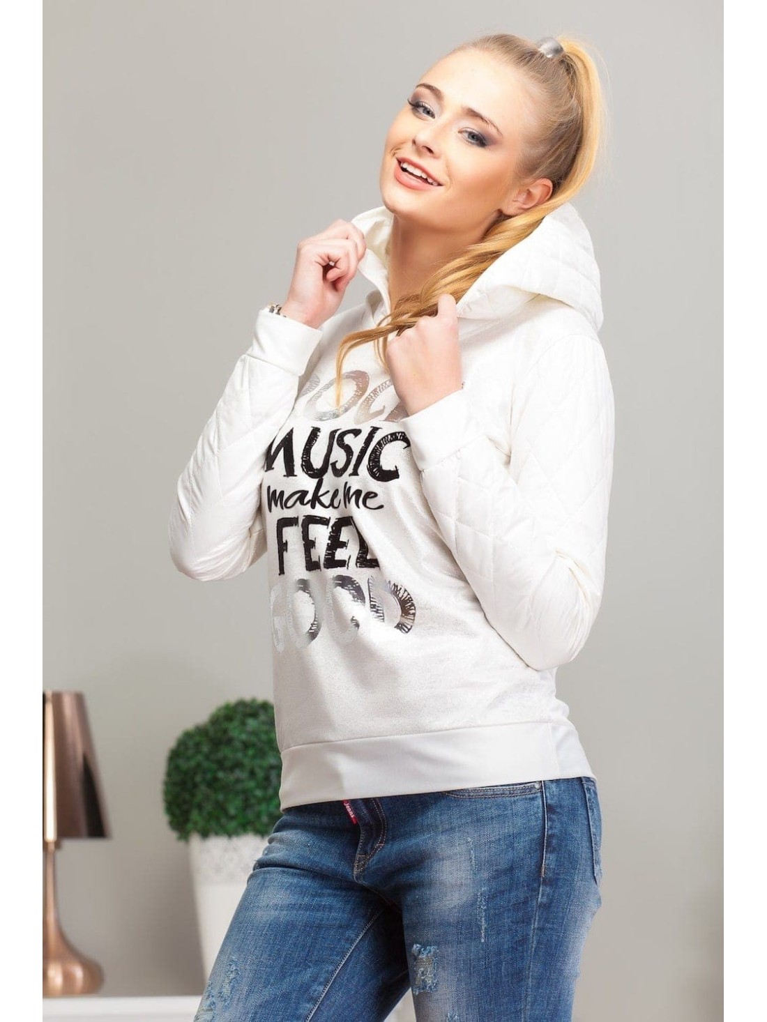 Kapuzenpullover in Creme und Silber – Online-Shop – Boutique